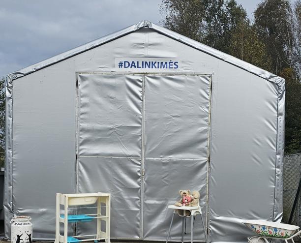 Dėl Utenos daiktų mainų stotelės „Dalinkimės"